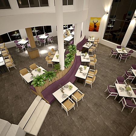 U Rivergate 카르자트 외부 사진